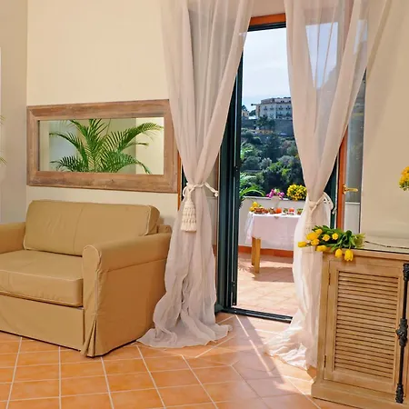 Гостьовий будинок Maison Liparlati 4*